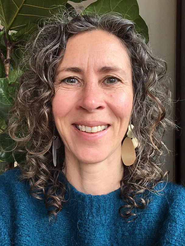Maia Dell, Physiotherapist